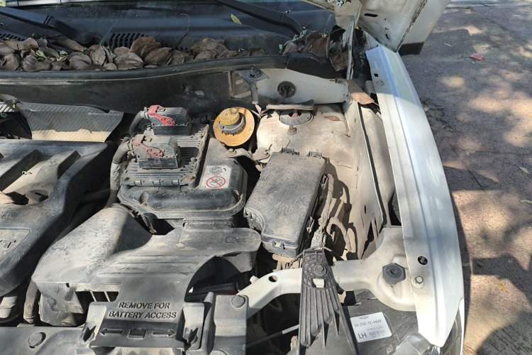 Used Jeep Compass 2014 Revised Version 2.4L Four-Wheel Drive Comfort Edition Engine Bay Left