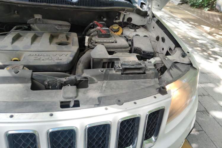 Used Jeep Compass  Engine Bay Left