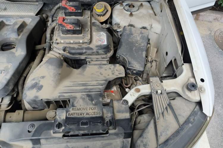 Used Jeep Compass 2014 2.0L two-wheel drive luxury version Engine Bay Left