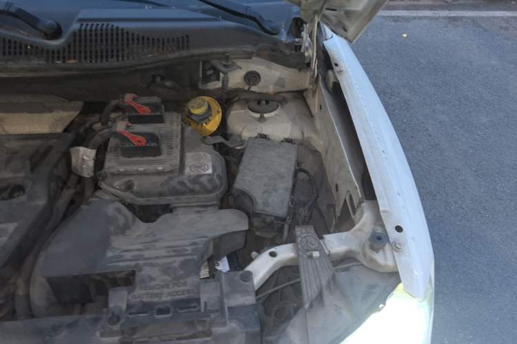 Used Jeep Compass 2014 Revised Version 2.0L Two-Wheel Drive Entry-Level Edition Engine Bay Left