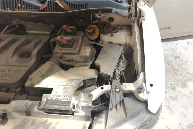 Used Jeep Compass 2014 2.0L two-wheel drive luxury version Engine Bay Left