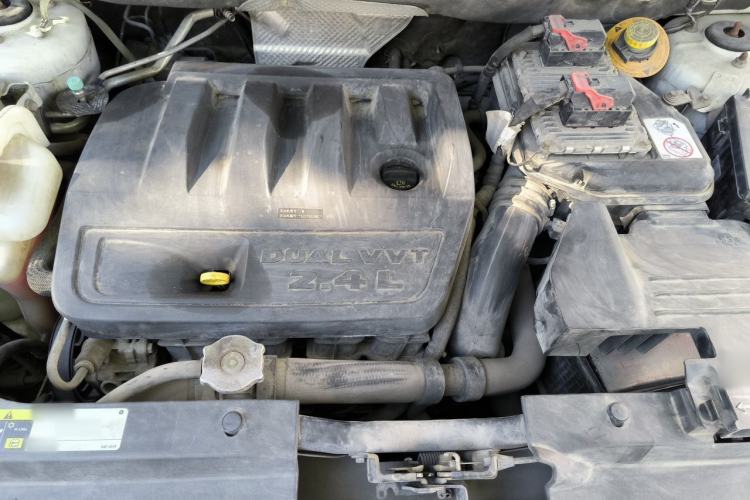 Used Jeep Compass 2014 Revised Version 2.4L Four-Wheel Drive Comfort Edition Engine Bay