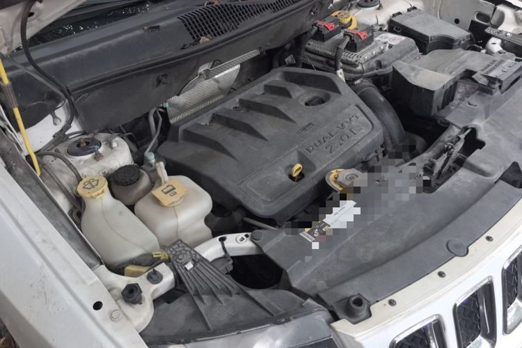 Used Jeep Compass 2014 Revised Version 2.0L Two-Wheel Drive Entry-Level Edition Engine Bay Right