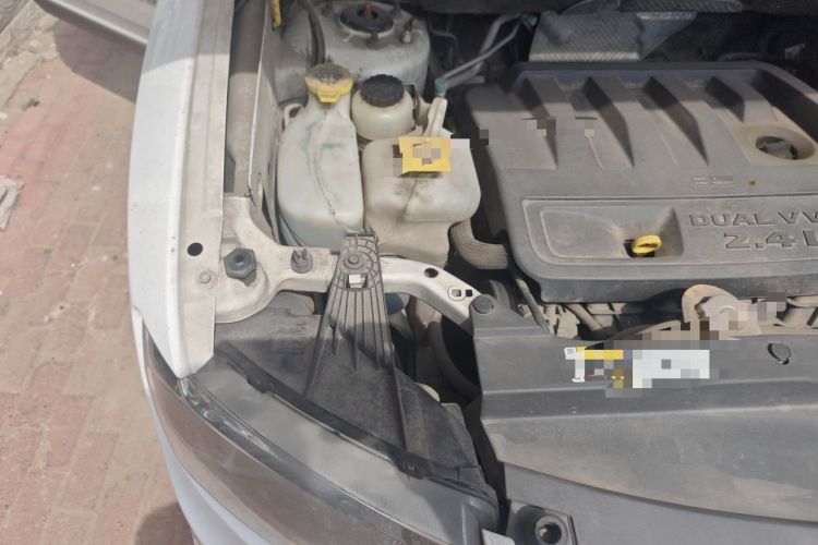 Used Jeep Compass 2014 Revised Version 2.4L Four-Wheel Drive Comfort Edition Engine Bay Right