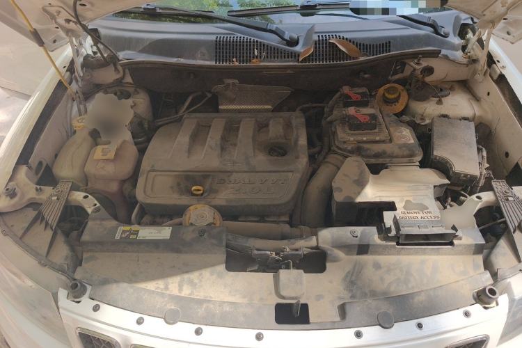 Used Jeep Compass 2014 2.0L two-wheel drive luxury version Engine Bay