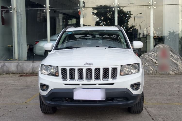 Used Jeep Compass 2014 2.4L four-wheel drive luxury navigation version Exterior 1