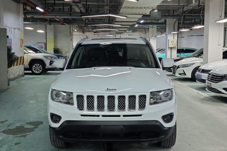 Used Jeep Compass 2014 Revised Version 2.4L Four-Wheel Drive Luxury Edition Exterior 1