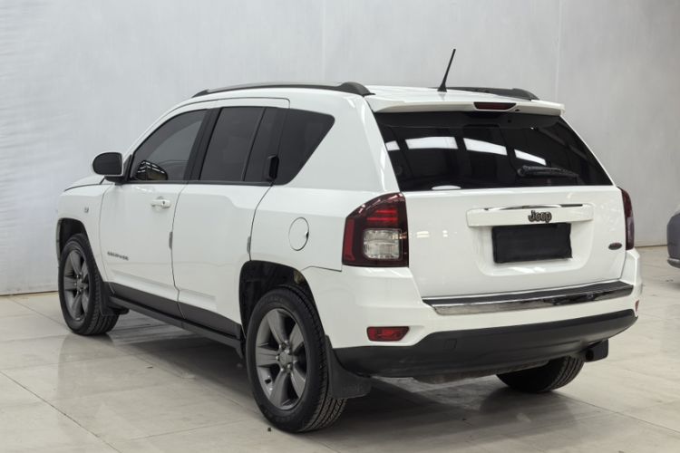 Used Jeep Compass 2014 Revised Version 2.4L Four-Wheel Drive Comfort Edition Exterior 1