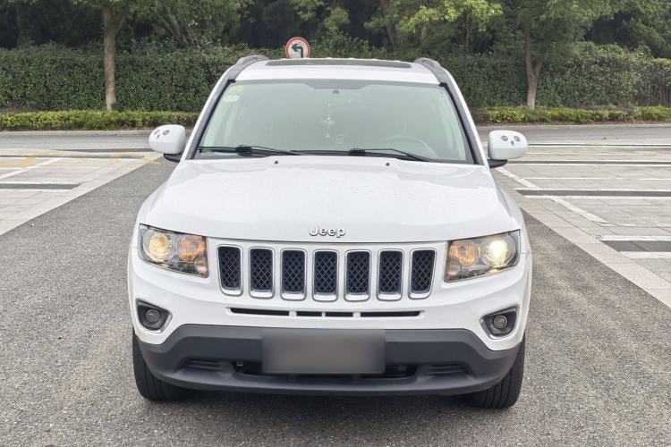 Used Jeep Compass 2014 Revised Version 2.4L Four-Wheel Drive Luxury Edition Exterior 1