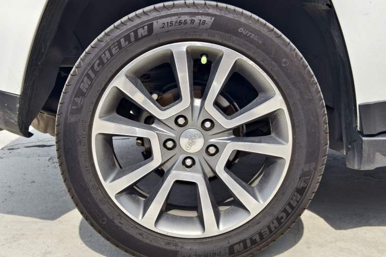 Used Jeep Compass 2014 2.4L four-wheel drive luxury version Exterior 12