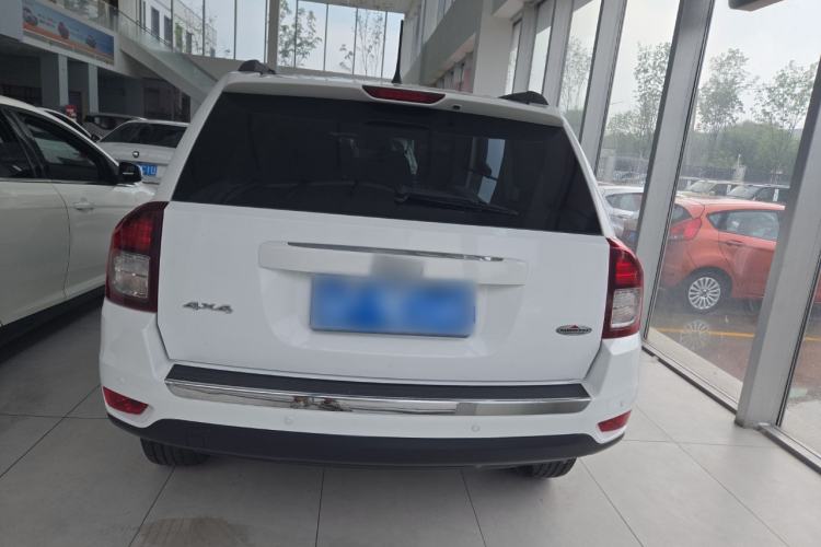 Used Jeep Compass 2014 Revised Version 2.4L Four-Wheel Drive Comfort Edition Exterior 4