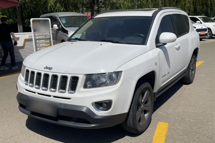 Used Jeep Compass 2014 Revised Version 2.4L Four-Wheel Drive Comfort Edition Exterior 5