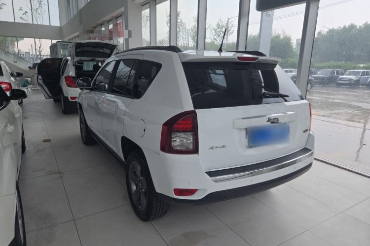 Used Jeep Compass 2014 Revised Version 2.4L Four-Wheel Drive Comfort Edition Exterior 5
