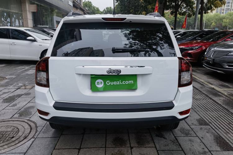Used Jeep Compass 2014 Revised Version 2.0L Two-Wheel Drive Entry-Level Edition Exterior 5