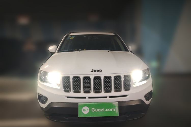 Used Jeep Compass 2014 2.0L two-wheel drive luxury version Front