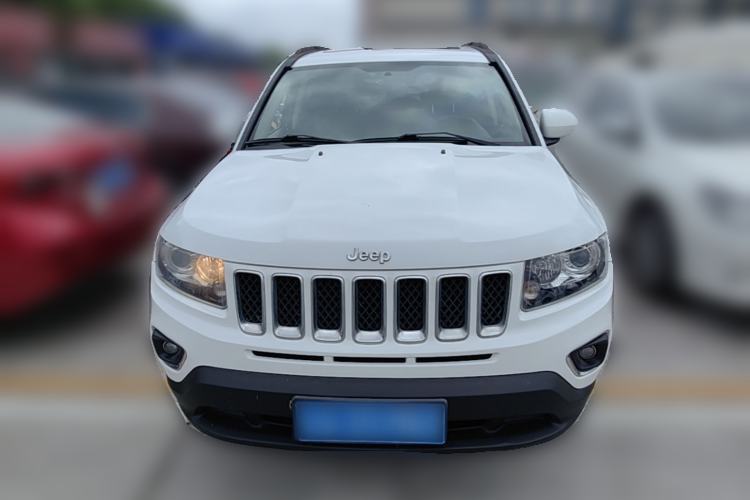 Used Jeep Compass 2014 2.0L two-wheel drive luxury version Front