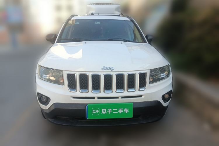 Used Jeep Compass 2014 2.4L four-wheel drive sport version Front