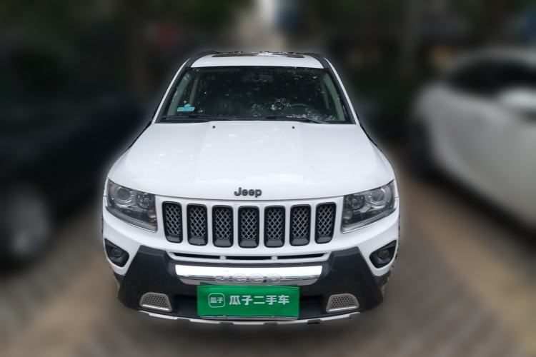 Used Jeep Compass 2014 2.4L Four-Wheel Drive Serpentine Collection Edition Front