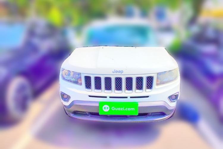 Used Jeep Compass 2014 2.4L four-wheel drive sport version Front