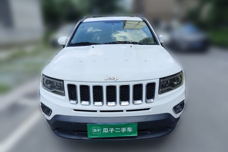 Used Jeep Compass 2014 2.0L two-wheel drive luxury version Front