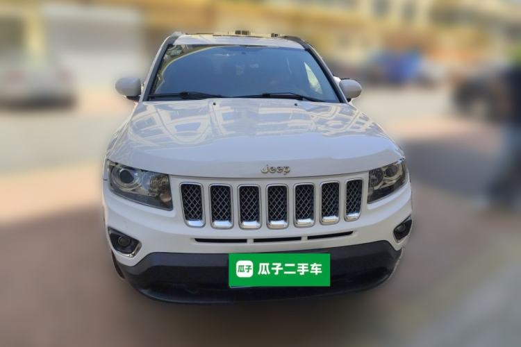 Used Jeep Compass 2014 2.4L four-wheel drive luxury version Front