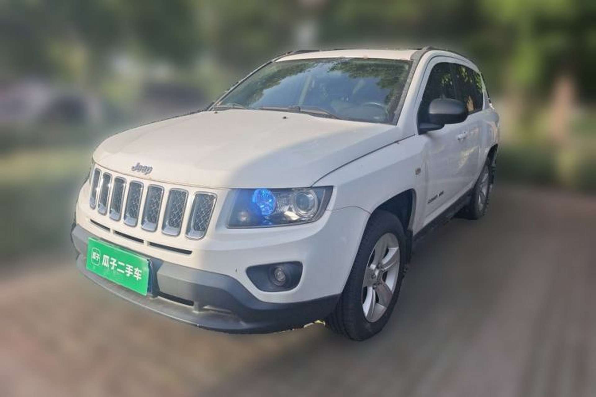 Used Jeep Compass 2014 2.4L four-wheel drive sport version Front Left 45 Deg