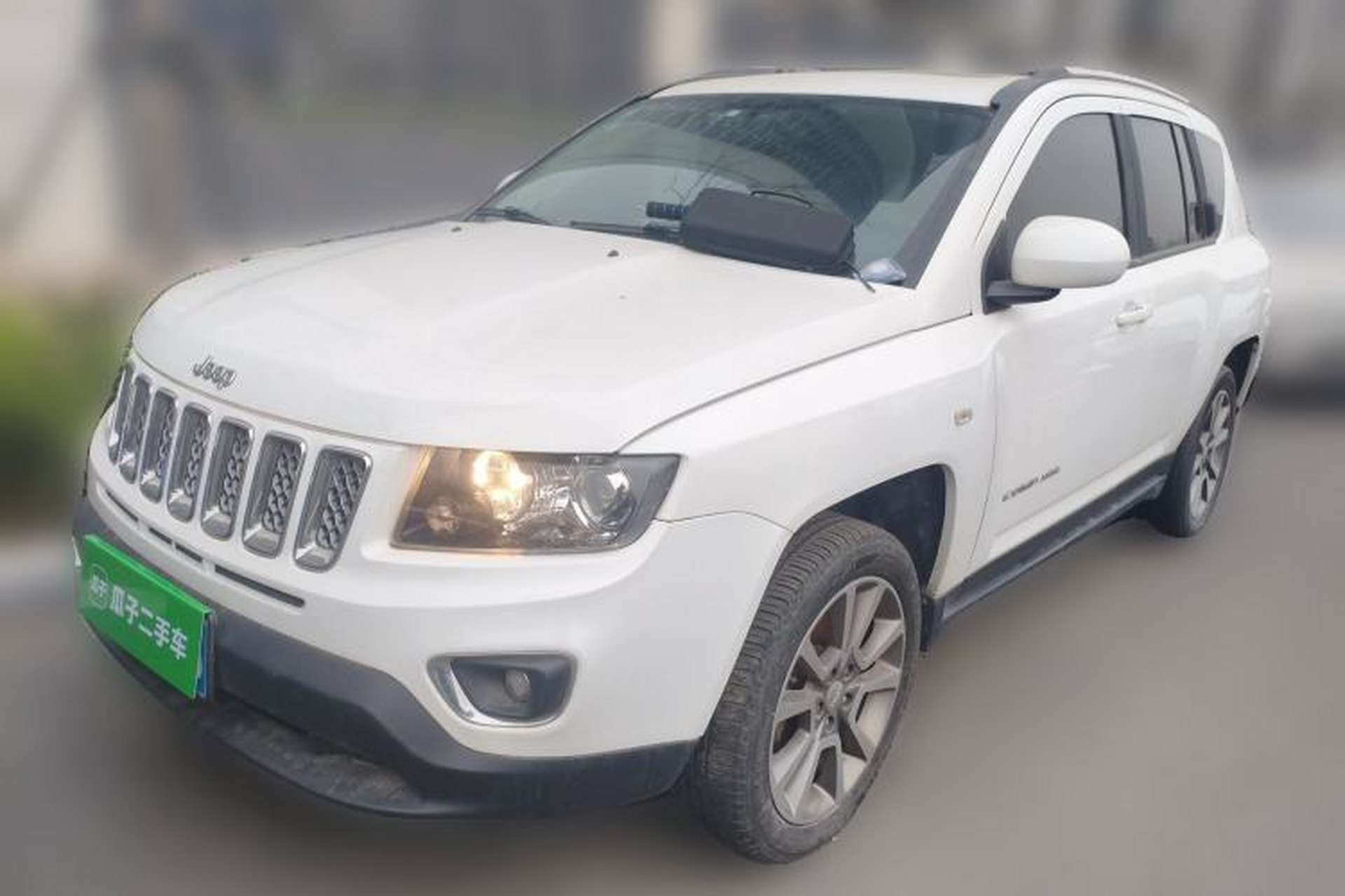 Used Jeep Compass 2014 2.4L four-wheel drive luxury version Front Left 45 Deg