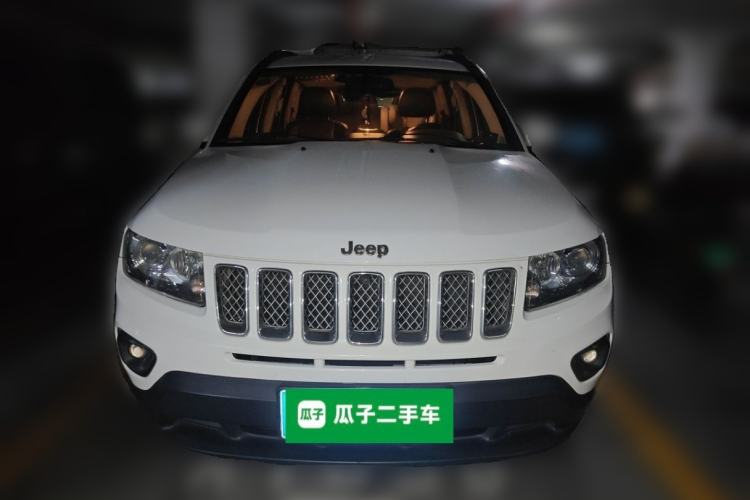 Used Jeep Compass 2014 2.0L two-wheel drive luxury version Front