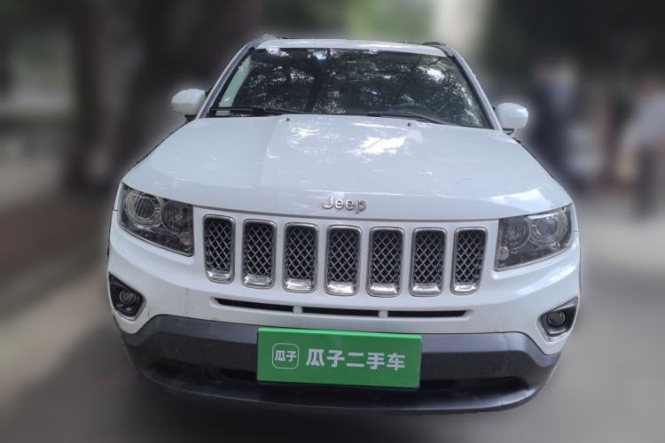 Used Jeep Compass 2014 2.0L two-wheel drive luxury version Front