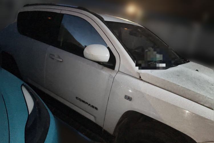 Used Jeep Compass 2014 Revised Version 2.4L Four-Wheel Drive Comfort Edition Front Right 45 Deg