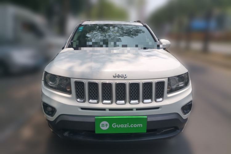 Used Jeep Compass 2014 2.4L four-wheel drive luxury version Front