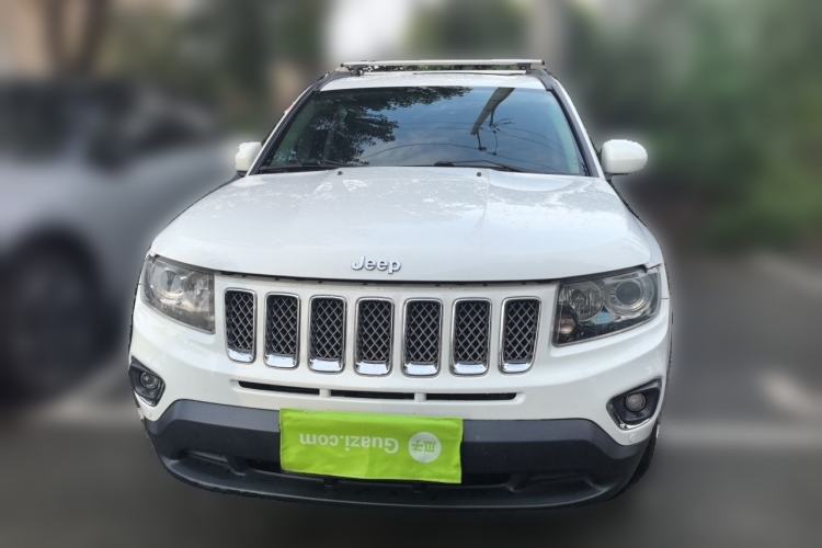 Used Jeep Compass 2014 2.4L four-wheel drive luxury version Front