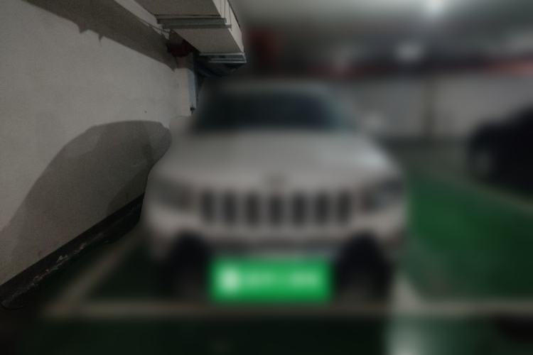 Used Jeep Compass 2014 2.4L four-wheel drive luxury version Front