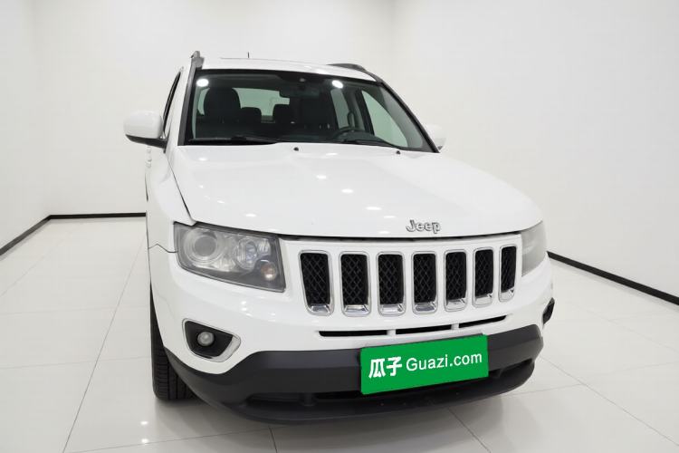 Used Jeep Compass 2014 2.0L two-wheel drive urban version Front