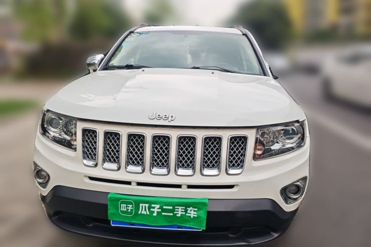 Used Jeep Compass 2014 2.4L four-wheel drive luxury version Front