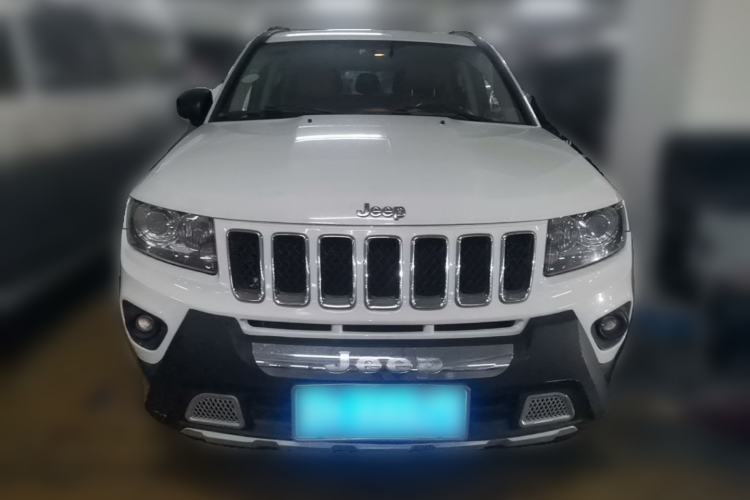 Used Jeep Compass 2014 2.0L two-wheel drive urban version Front