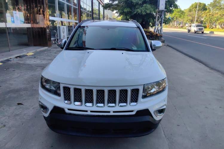 Used Jeep Compass 2014 Revised Version 2.0L Two-Wheel Drive Elite Edition Front