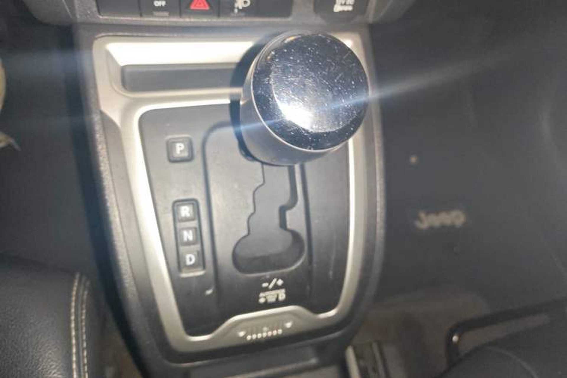 Used Jeep Compass 2014 2.4L Four-Wheel Drive Serpentine Collection Edition Gear Lever