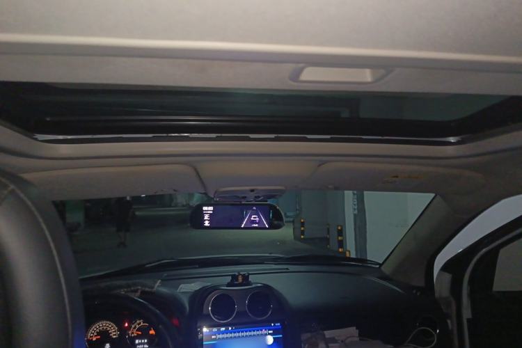 Used Jeep Compass 2014 2.4L four-wheel drive sport version Headliner