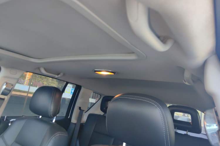 Used Jeep Compass 2014 Revised Version 2.0L Two-Wheel Drive Elite Edition Headliner