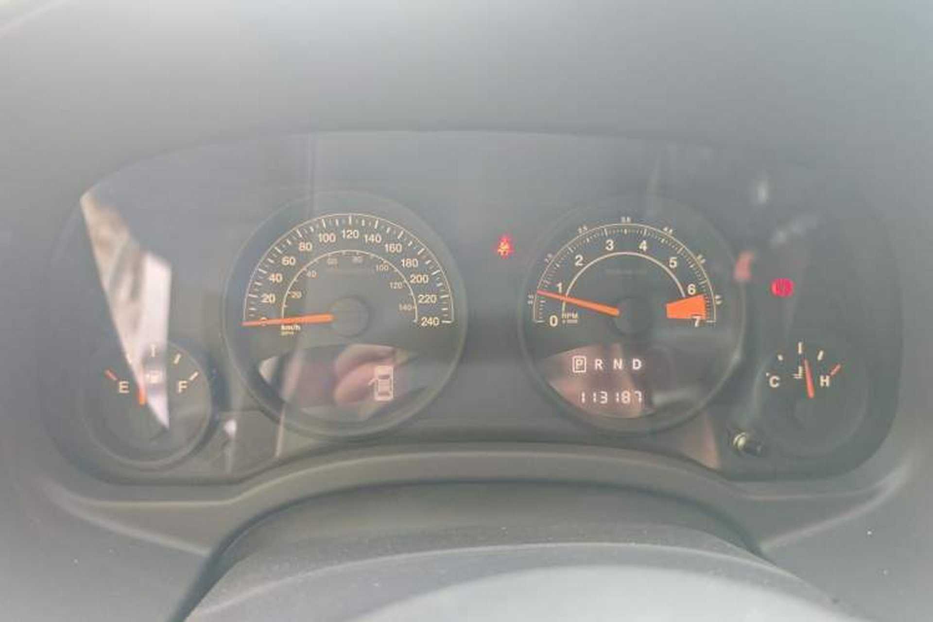 Used Jeep Compass 2014 2.4L four-wheel drive sport version Instrument Cluster