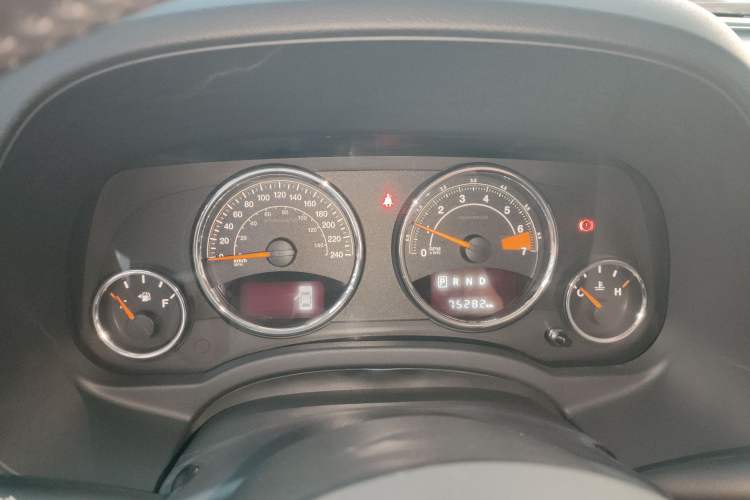 Used Jeep Compass 2014 Revised Version 2.4L Four-Wheel Drive Comfort Edition Instrument Cluster