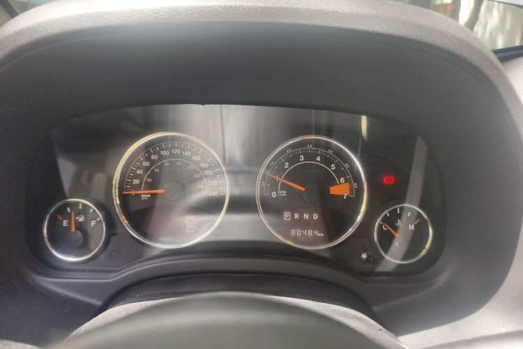 Used Jeep Compass 2014 2.0L two-wheel drive luxury version Instrument Cluster