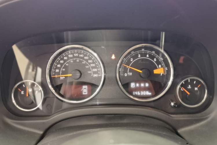 Used Jeep Compass 2014 Revised Version 2.4L Four-Wheel Drive Comfort Edition Instrument Cluster
