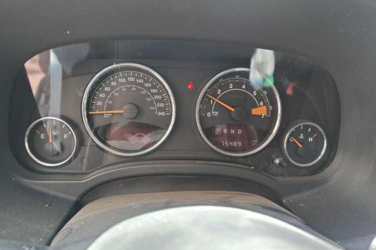 Used Jeep Compass 2014 Revised Version 2.4L Four-Wheel Drive Comfort Edition Instrument Cluster