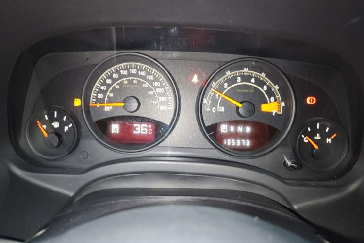 Used Jeep Compass 2014 Revised Version 2.0L Two-Wheel Drive Entry-Level Edition Instrument Cluster