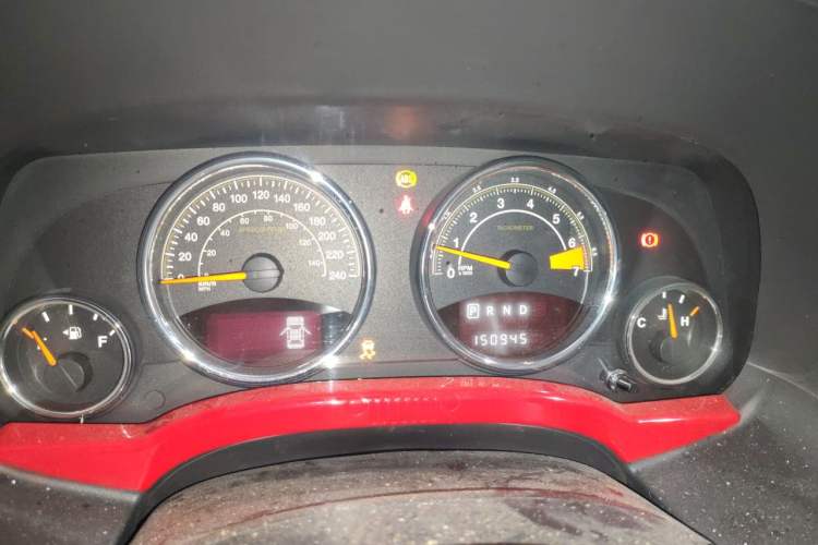 Used Jeep Compass 2014 Revised Version 2.4L Four-Wheel Drive Comfort Edition Instrument Cluster