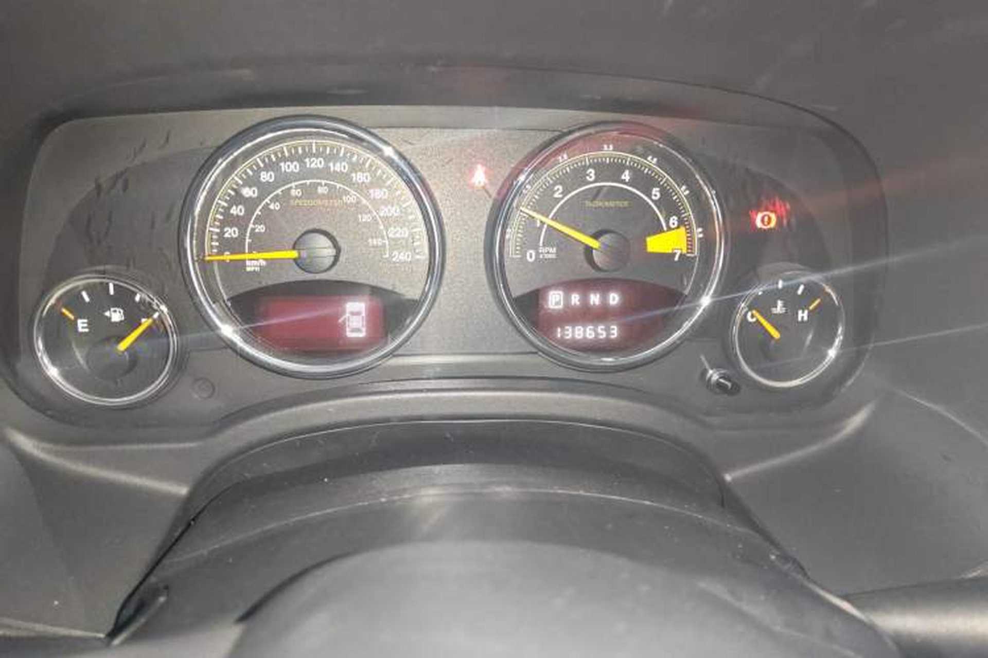 Used Jeep Compass 2014 2.4L Four-Wheel Drive Serpentine Collection Edition Instrument Cluster