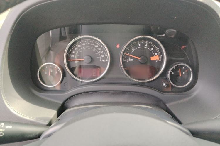 Used Jeep Compass 2014 Revised Version 2.4L Four-Wheel Drive Comfort Edition Instrument Cluster
