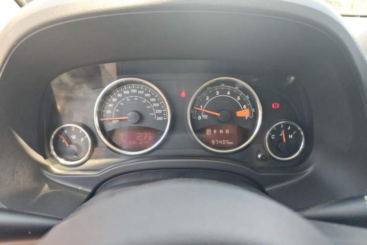 Used Jeep Compass 2014 Revised Version 2.4L Four-Wheel Drive Comfort Edition Instrument Cluster